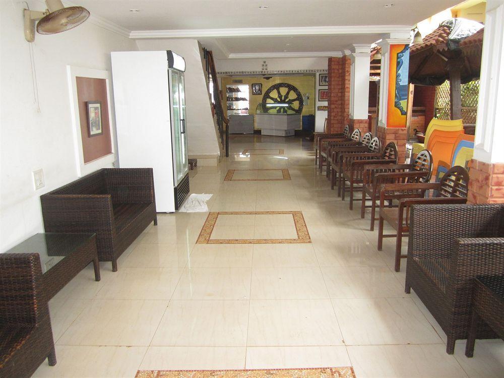 Hotel Windsor Bay Калангуте Екстериор снимка