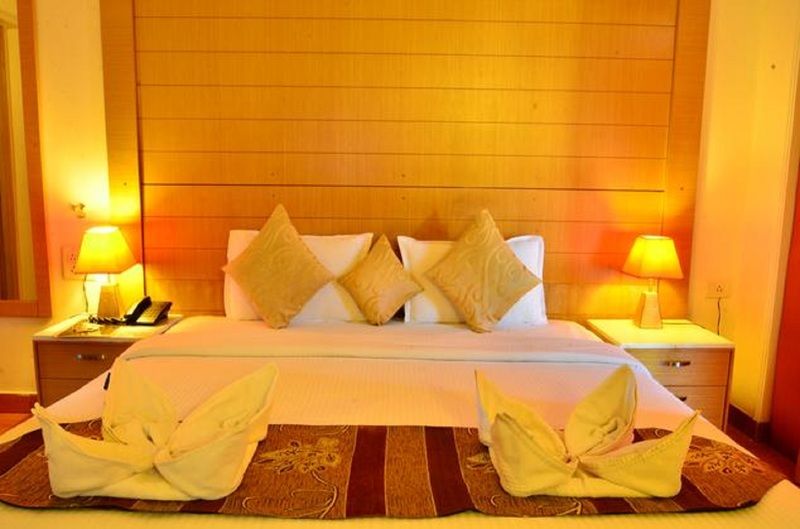 Hotel Windsor Bay Калангуте Екстериор снимка