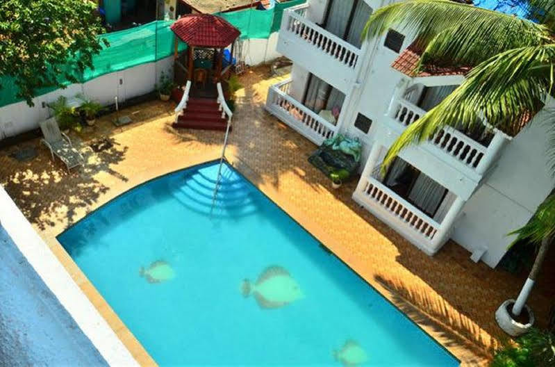 Hotel Windsor Bay Калангуте Екстериор снимка